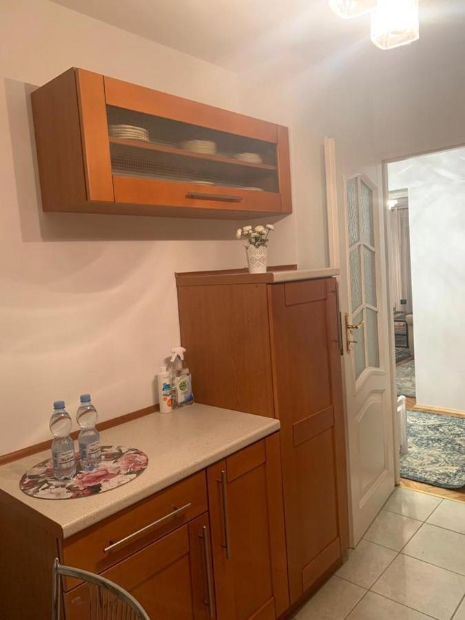 Green Apartment Kolo  ภายนอก รูปภาพ